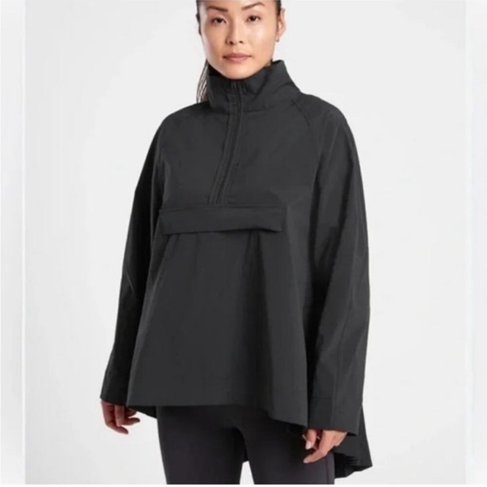 Athleta Sojourn Black Pleated Lightweight Jacket Pullover